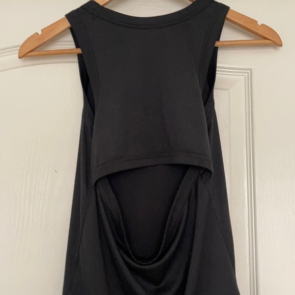 Nike Dri-Fit Open Back Sleeveless Top - Picture 3 of 4